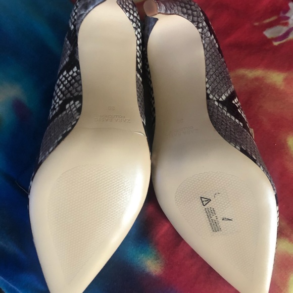 ZARA LEATHER SNAKESKIN PUMPS SZ 8 - Picture 8 of 8